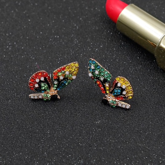 🦋3HP🦋 Flutterby Rhinestone Earrings LAST ONE - Picture 5 of 7